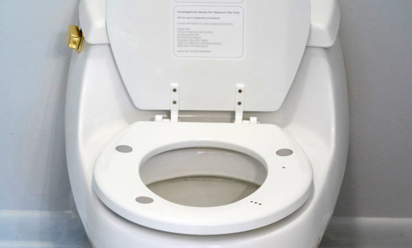 Toilet heart monitor